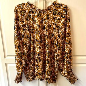 Gorgeous top by Karlie